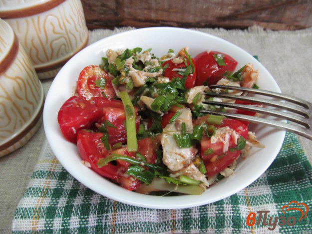 фото рецепта: Салат из мяса курицы с помидором