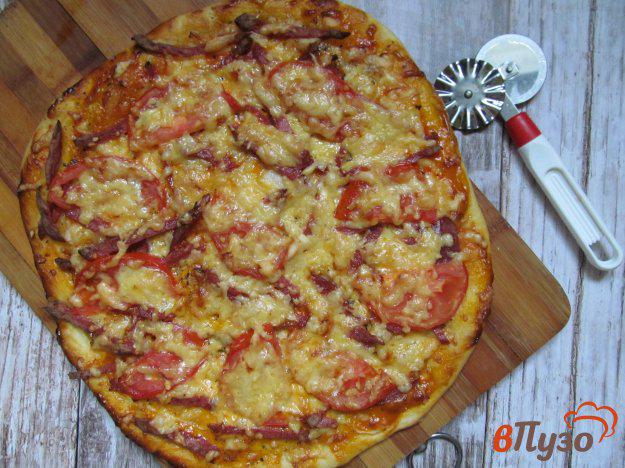 фото рецепта: Пицца домашняя с салями