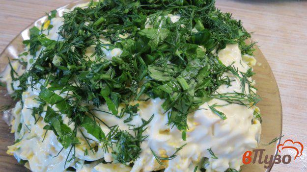 фото рецепта: Зеленый салат с селедкой