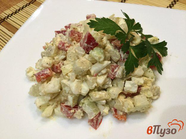 фото рецепта: Картофельный салат с яйцами и болгарским перцем