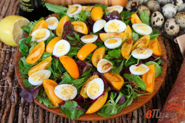 фото рецепта: Микс салат с перепелиными яйцами и помидорами