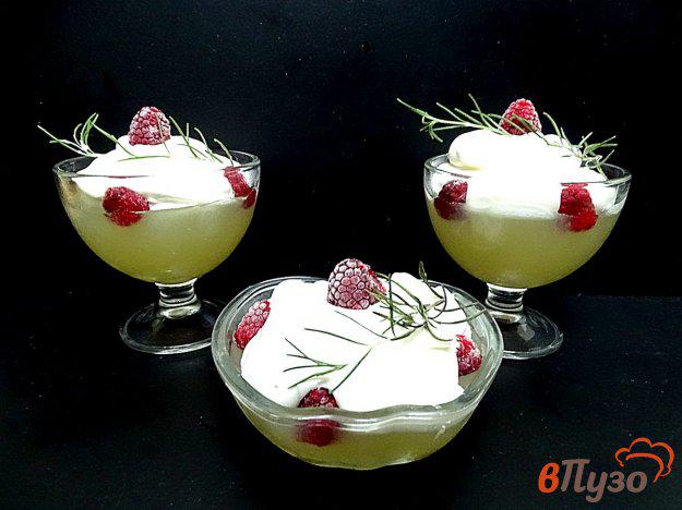 фото рецепта: Десерт из дыни и малины