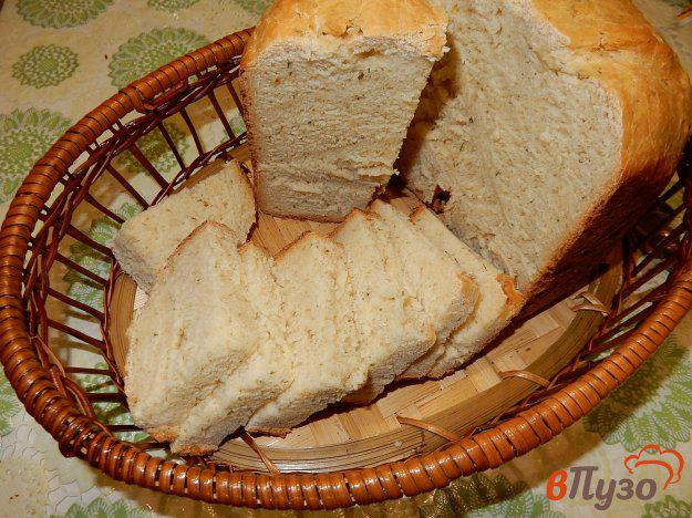фото рецепта: Французский хлеб с чесноком и зеленью