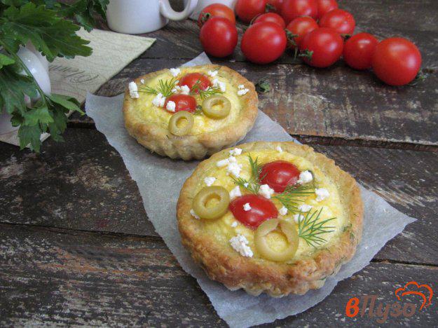 фото рецепта: Пироги с томатами и творогом