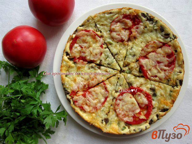 фото рецепта: Наливная пицца с печенью, кабачком и помидорами