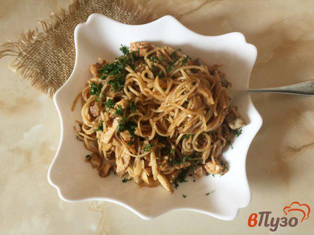 фото рецепта: Спагетти с вешенками и курицей