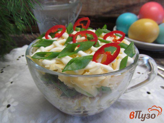 фото рецепта: Слоенный салат из говядины с маринованными грибами