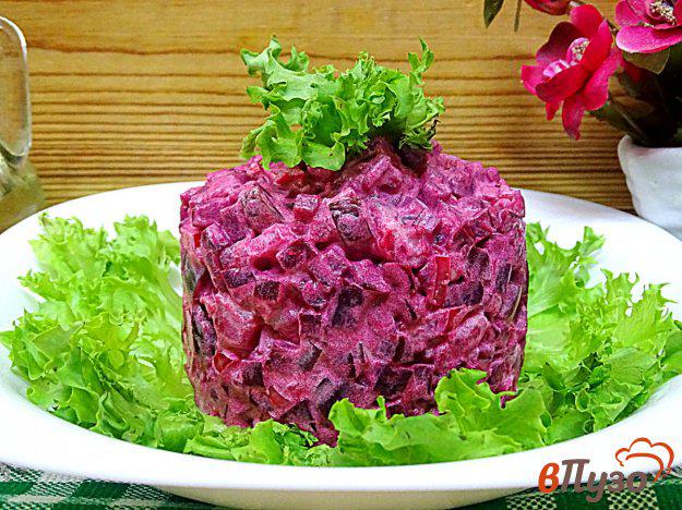 фото рецепта: Салат из свеклы, картофеля и огурца