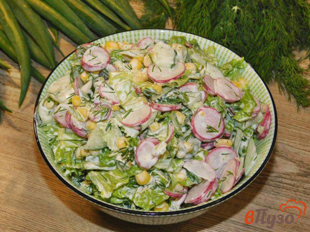 фото рецепта: Салат из редиса с кукурузой