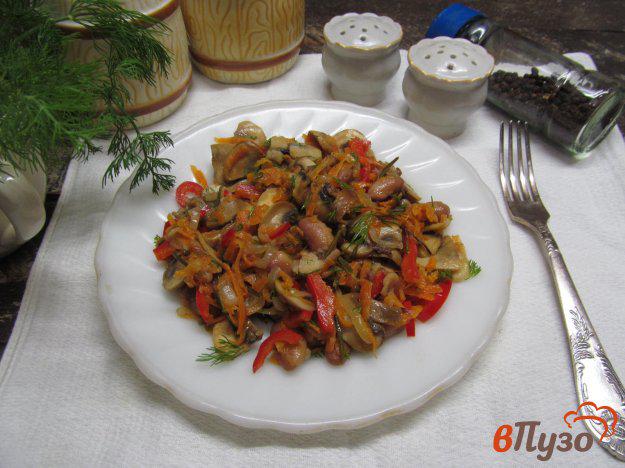 фото рецепта: Салат с грибами и фасолью