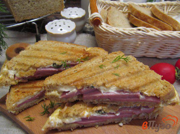 фото рецепта: Сэндвич с хреном или хреновый сэндвич
