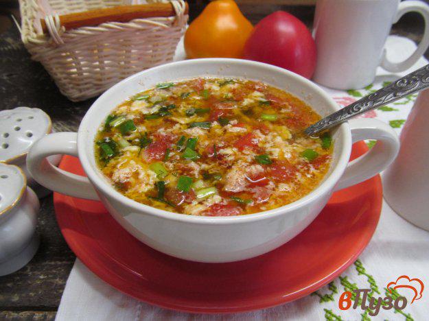 фото рецепта: Очень быстрый суп из яйца и помидора