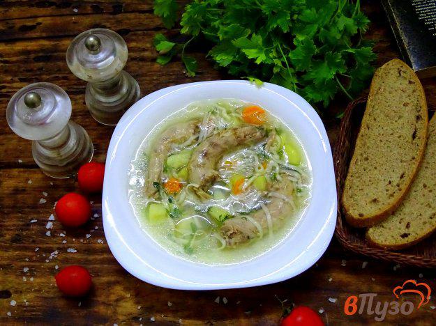 фото рецепта: Суп с куриными шейками и домашней лапшой