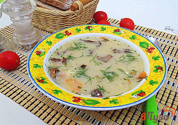 фото рецепта: Блиц суп из сырков и лисичек