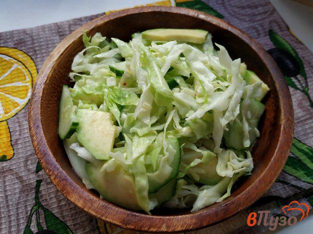 фото рецепта: Зеленый салат с авокадо
