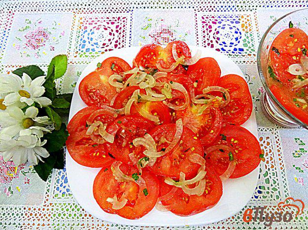 фото рецепта: Закуска из помидоров с луком