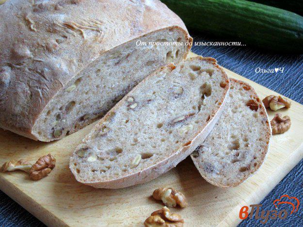 фото рецепта: Цельнозерновой хлеб с грецкими орехами «1х2х3»