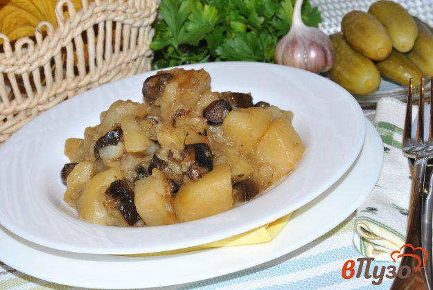 фото рецепта: Картофель тушенный с лесными грибами