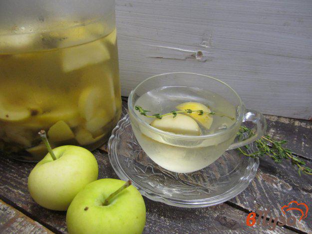фото рецепта: Яблочный напиток с тимьяном