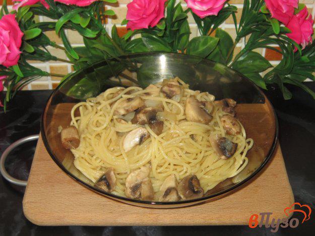 фото рецепта: Спагетти с шампиньонами