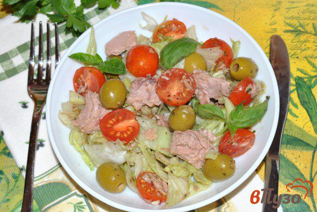 фото рецепта: Овощной салат с тунцом