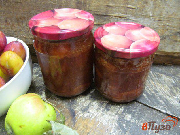 фото рецепта: Сливовое варенье с яблоком и тимьяном