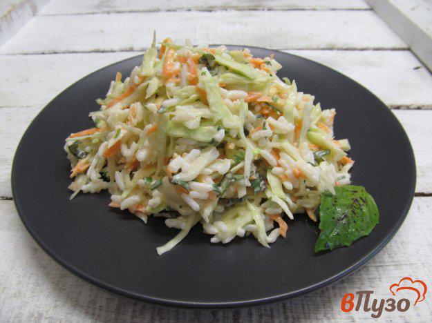 фото рецепта: Салат из риса с капустой