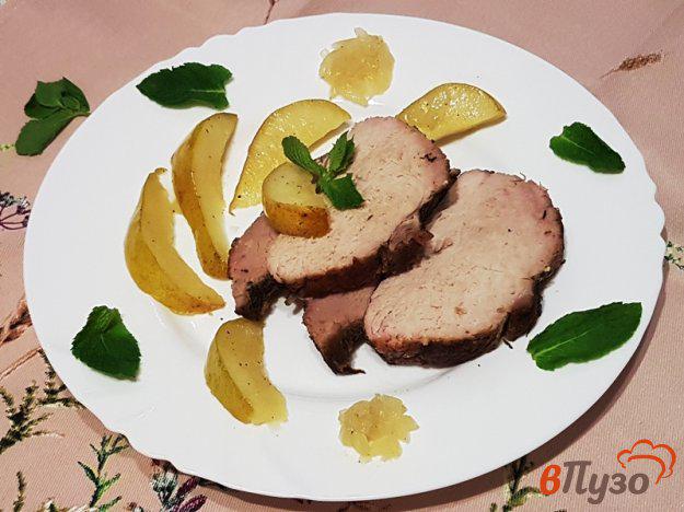 фото рецепта: Запеченная свинина с жареными грушами