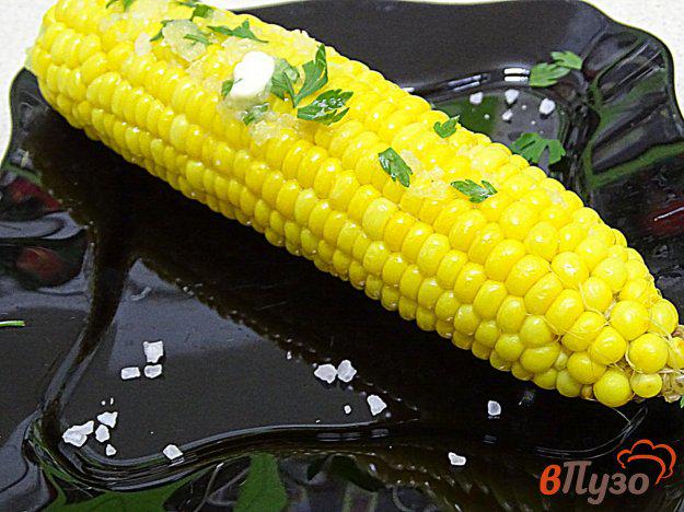 фото рецепта: Варка и подача кукурузы