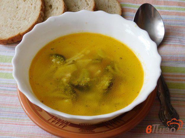 фото рецепта: Куриный суп с брокколи