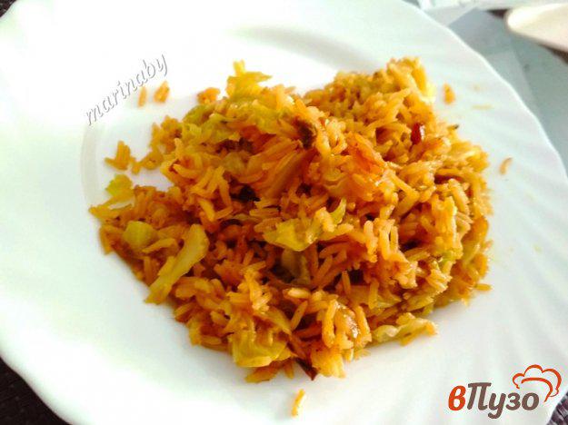 фото рецепта: Жаренный острый рис с капустой