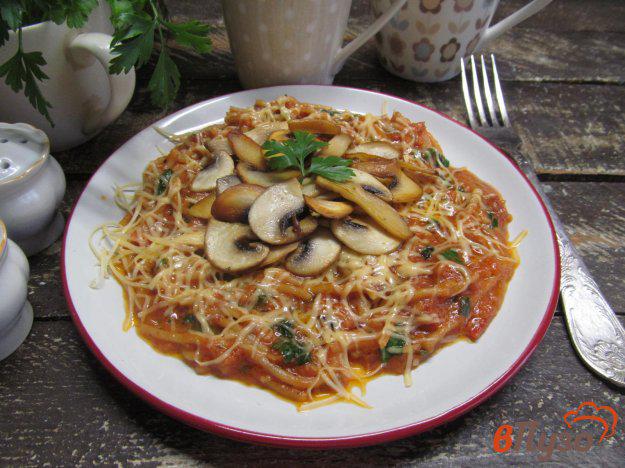 фото рецепта: Неаполитанские спагетти с грибами