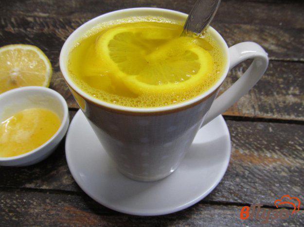 фото рецепта: Чай с куркумой соком лимона и чесноком