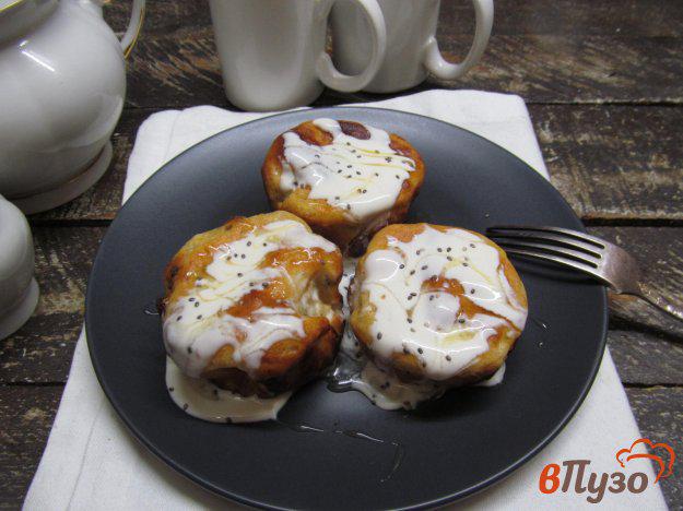 фото рецепта: Творожные сырники с изюмом в духовке