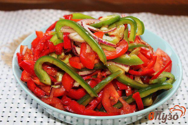 фото рецепта: Овощной салат с красным луком