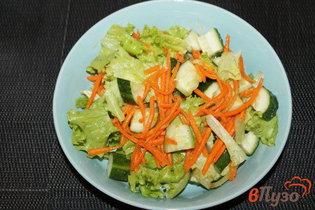 фото рецепта: Салат из моркови и огурца