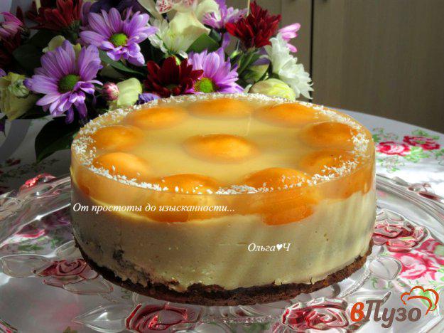 фото рецепта: Арахисовый торт с абрикосами