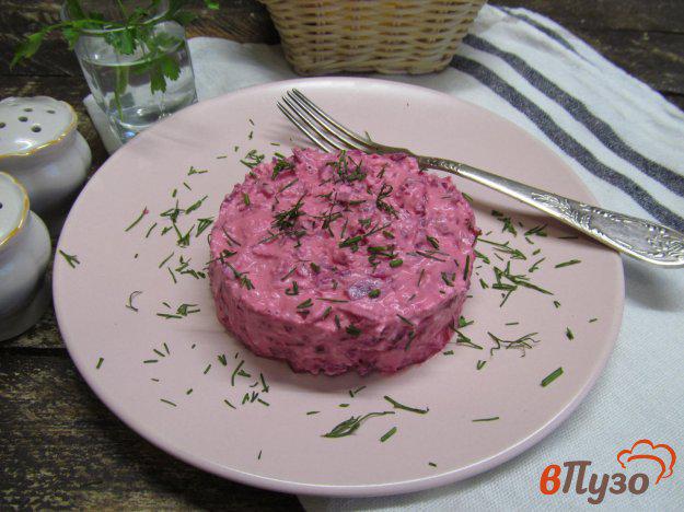 фото рецепта: Салат из сырой свеклы с творогом