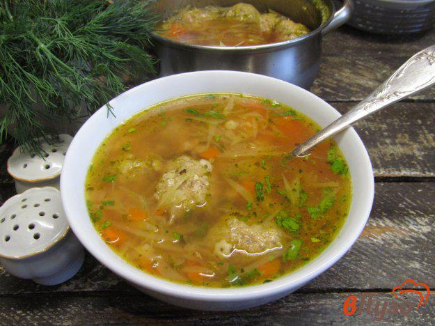 фото рецепта: Вермишелевый суп со свекольными фрикадельками