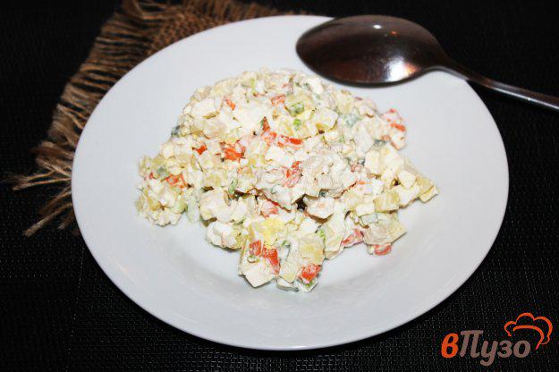 фото рецепта: Салат с курицей и плавленым сыром