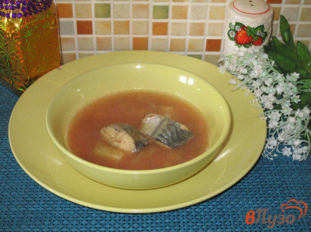 фото рецепта: Суп из скумбрии с помидорами