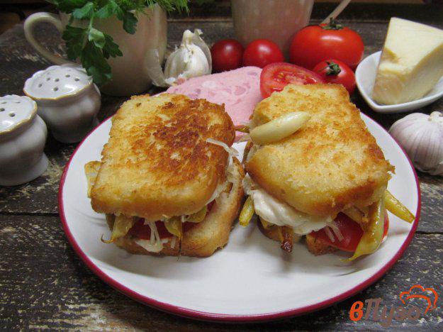 фото рецепта: Закрытый бутерброд с сыром и стручковой фасолью