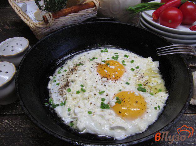 фото рецепта: Яйцо глазунья с творогом
