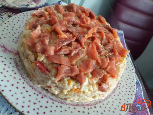 фото рецепта: Салат с тунцом и копченым лососем