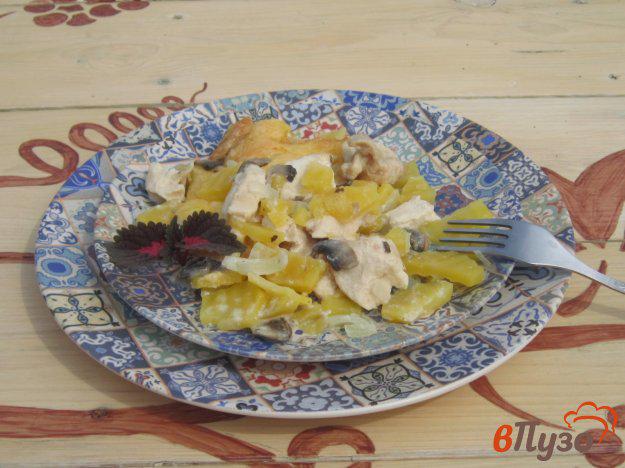 фото рецепта: Картофельная запеканка с грибами и куриной грудкой