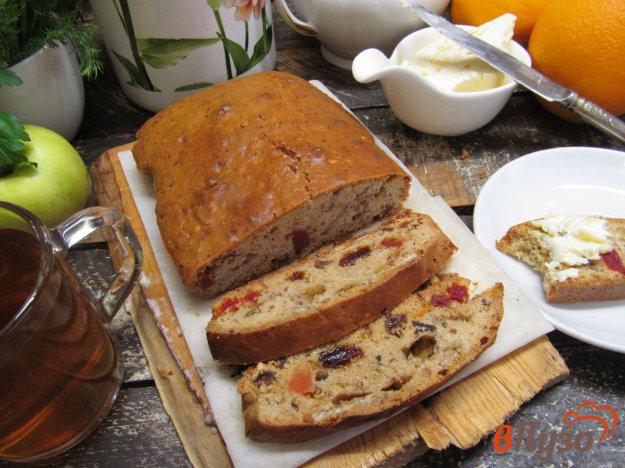 фото рецепта: Сладкий хлеб с орехами и сухофруктами