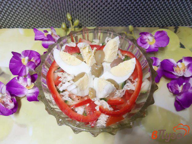фото рецепта: Салат из пекинской капусты, огурцов, помидоров с пикантной горчичной заправкой