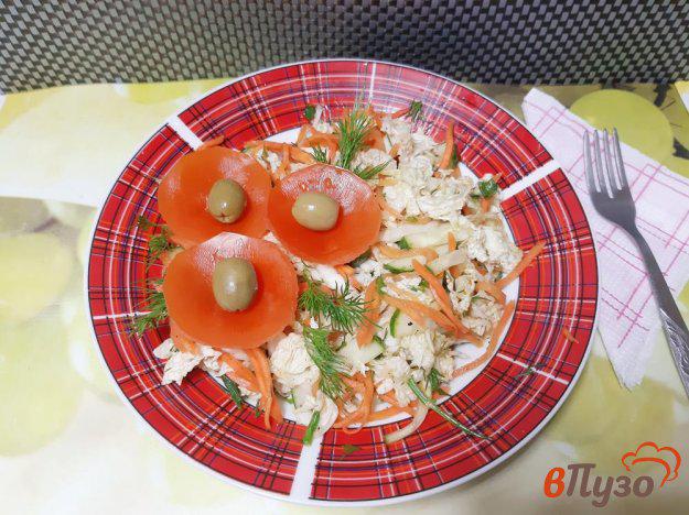 фото рецепта: Салат с корейской морковью и пекинской капустой