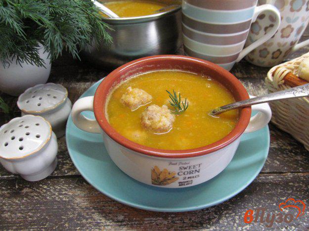фото рецепта: Тыквенный суп с фасолью и фрикадельками