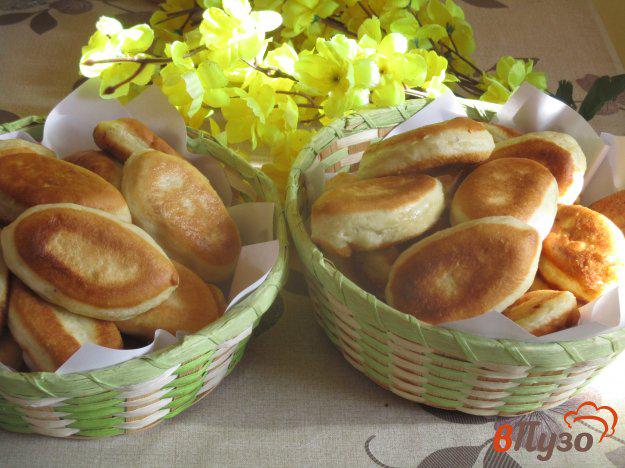 фото рецепта: Жареные пирожки с картошкой и вешенками